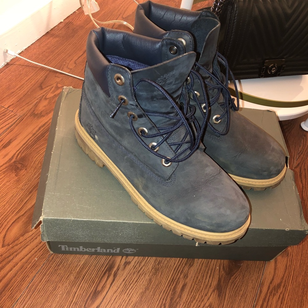 6 in Premium Navy Blue Timberland